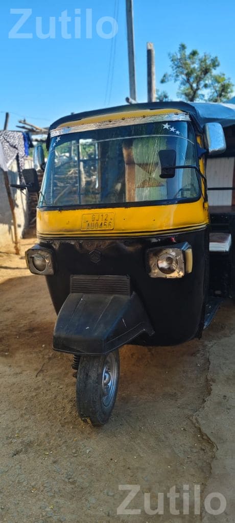 2010 Model Scooter for Sale - Bikes - Mandvi - Image 4