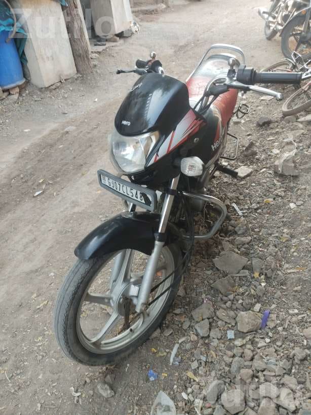 Hero Deluxe 2017 Motorcycle - Bikes - Botad - Image 1