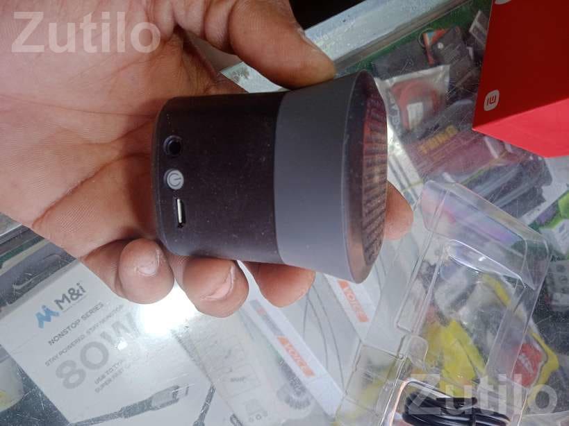 iFrogz Tempo Blast Mini Bluetooth Speaker - Accessories - Botad - Image 3