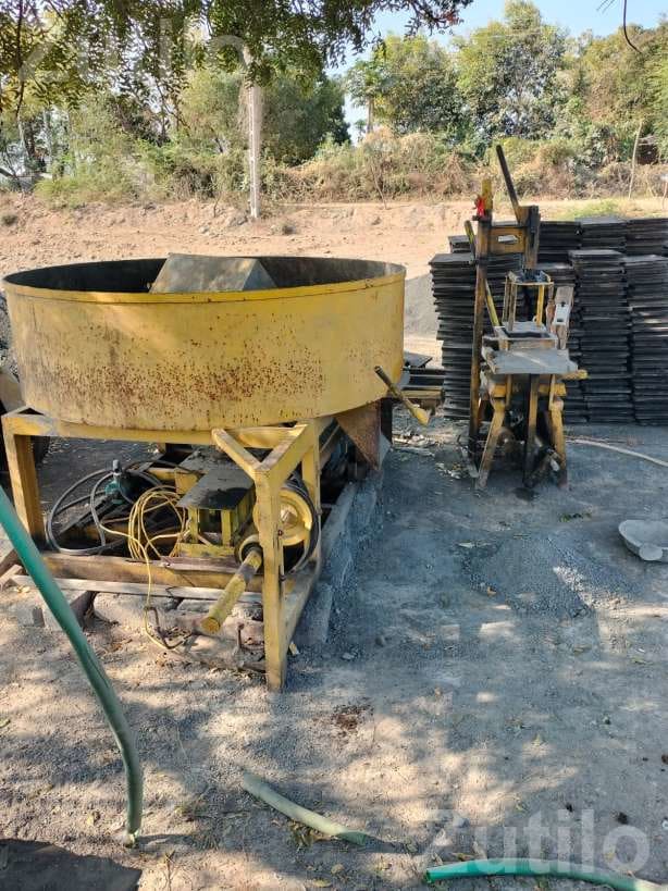 Paver Block Making Machine with Platform - Machinery - Ranpur - Image 3