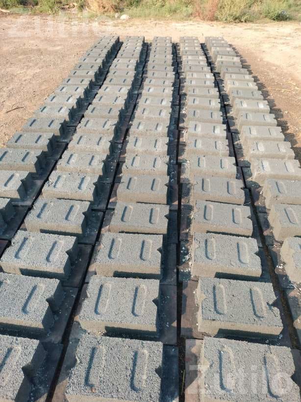 Paver Block Making Machine with Platform - Machinery - Ranpur - Image 4