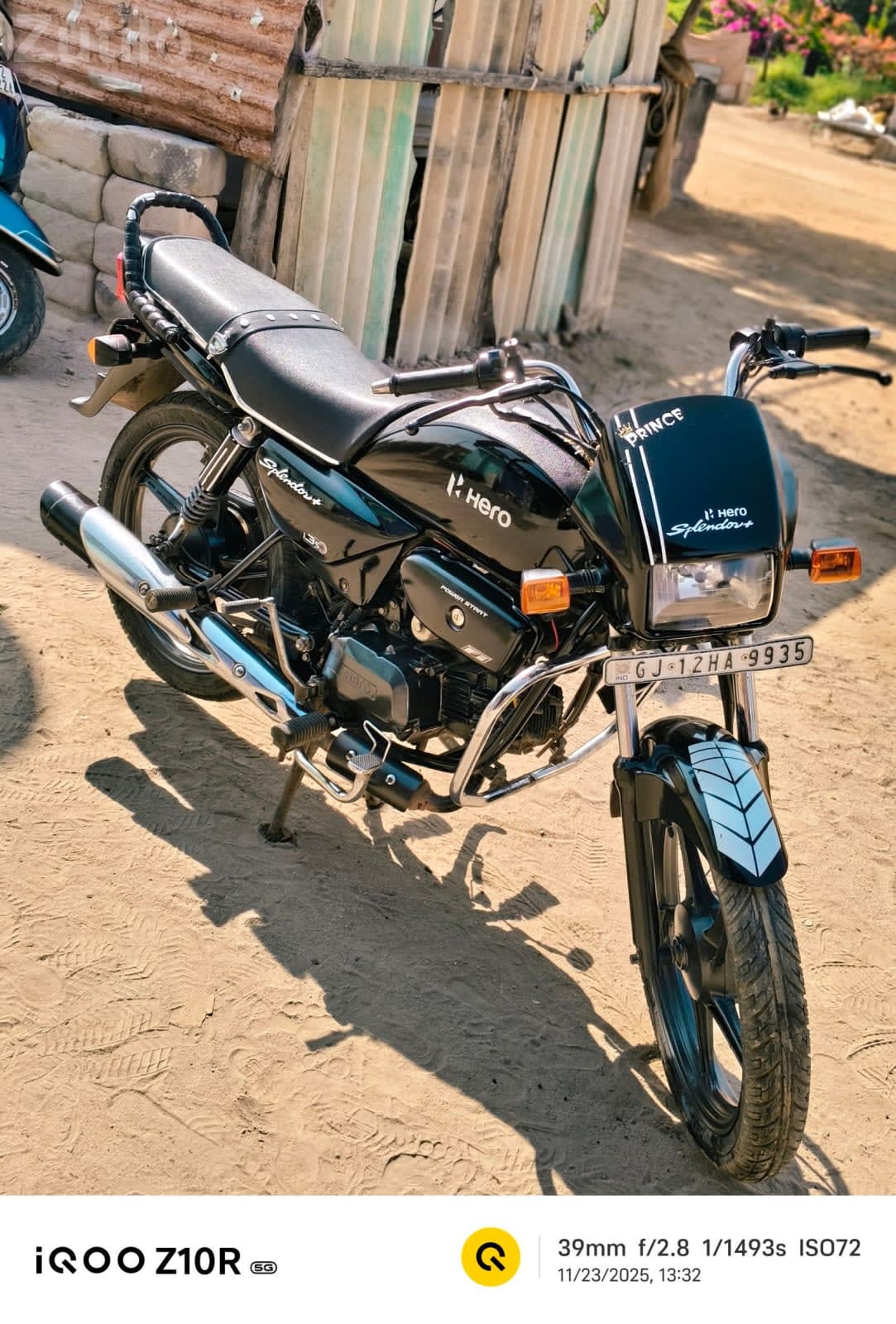 Hero Splendor Plus Black Bike - Bikes - Bhuj - Image 1