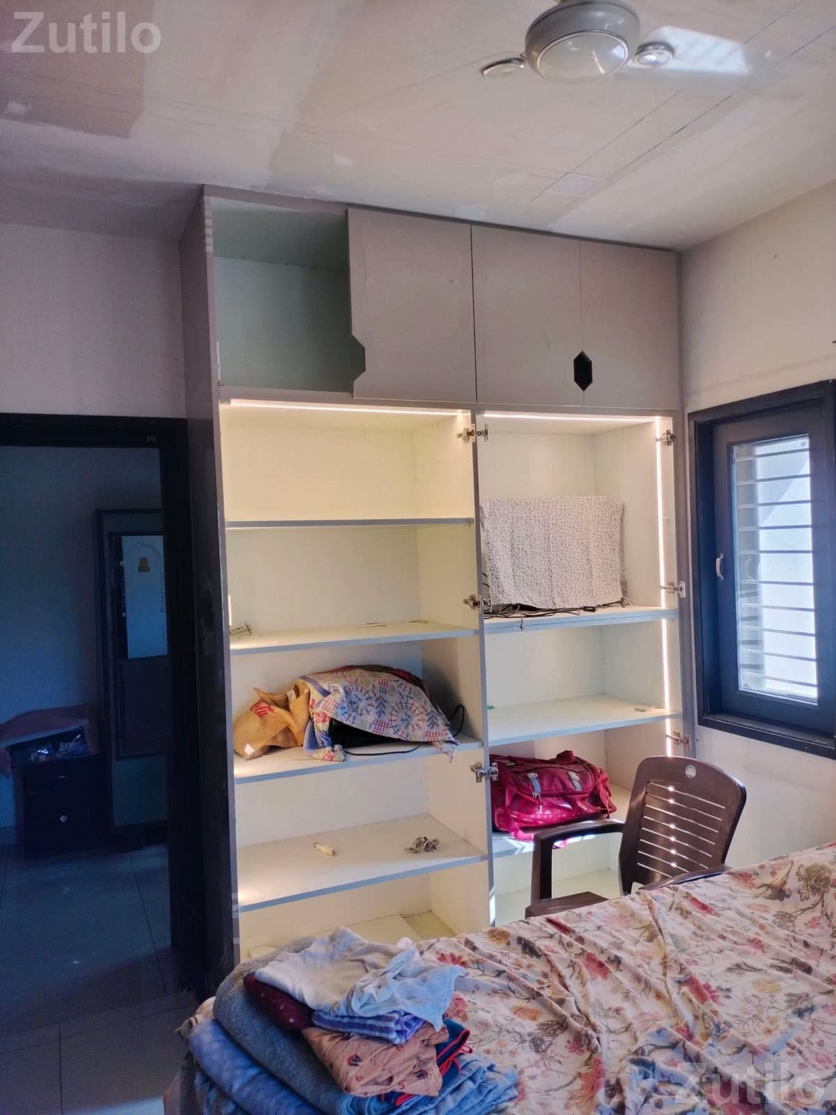 Wall Mounted Cupboard and Study Table Unit - કબાટ અને સ્ટોરેજ - ભુજ - Image 4