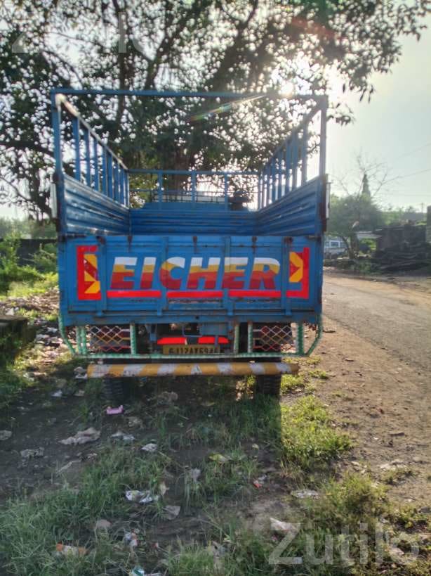 2014 Eicher 12 Feet Goods Truck - Trucks & Lorries - Jamjodhpur - Image 3