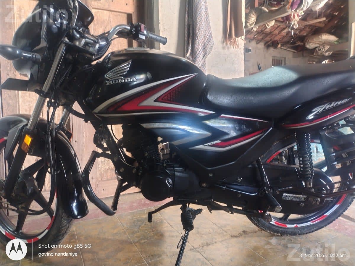 Honda Shine Black Motorcycle - Bikes - Mangrol - Image 1