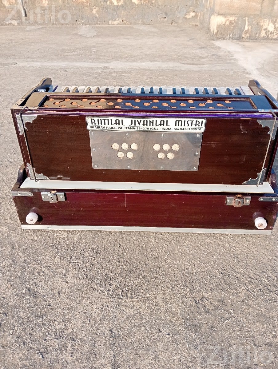 Harmonium Musical Instrument - Musical Instruments - Mangrol - Image 3