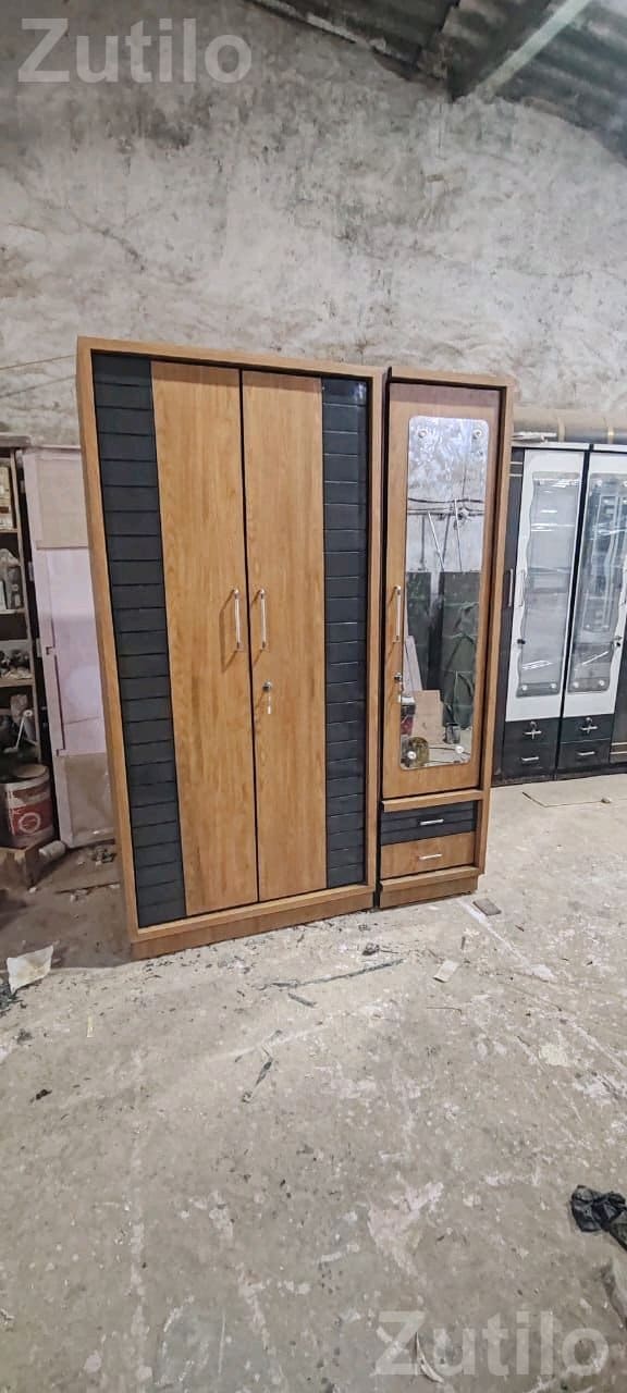 Wooden Wardrobe Cupboard with Mirror - કબાટ અને સ્ટોરેજ - રાજકોટ શહેર - Image 1