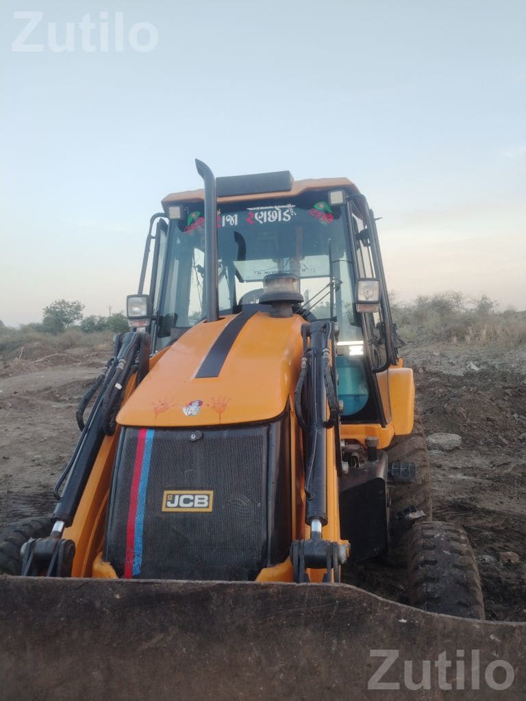 2022 JCB Backhoe Loader One Owner Gujarat - Construction Vehicles - Gariadhar - Image 2