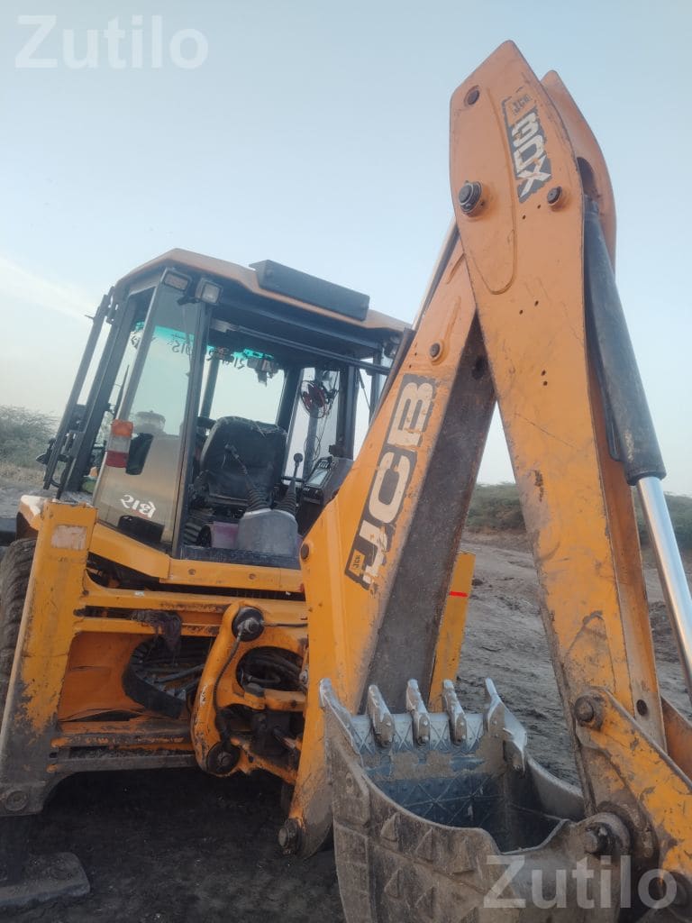 2022 JCB Backhoe Loader One Owner Gujarat - Construction Vehicles - Gariadhar - Image 4