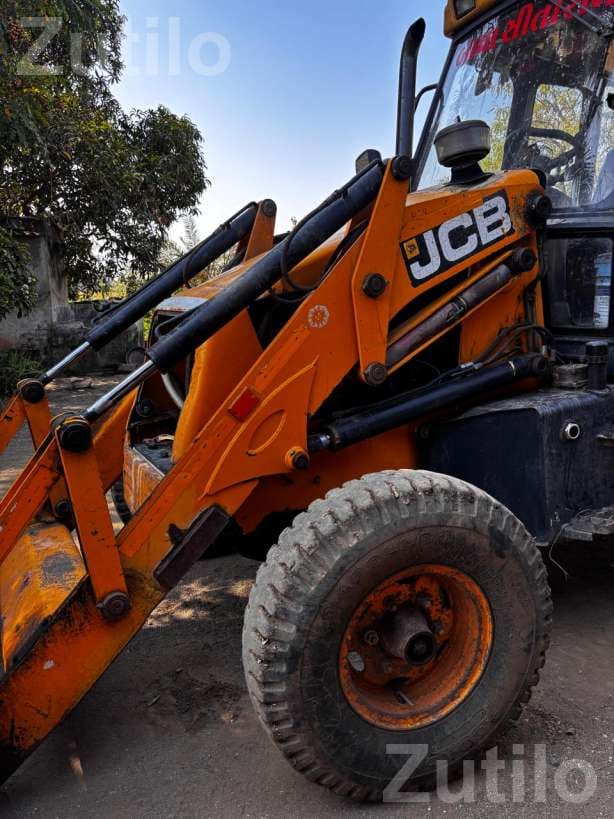 JCB 2011 Model Construction Vehicle - Construction Vehicles - Talaja - Image 3