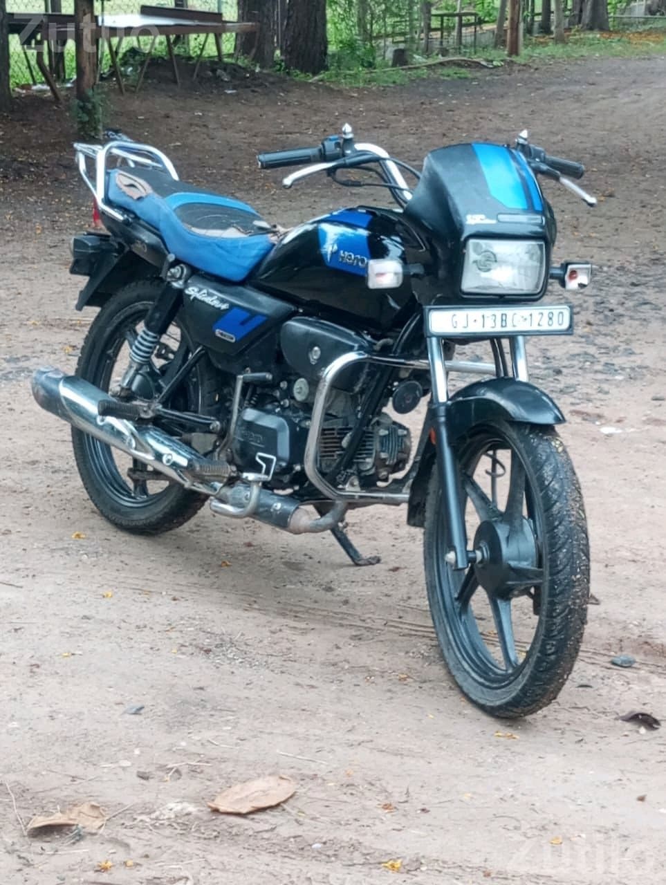 Hero Splendor Motorcycle Black and Blue - Bikes - Wadhwan - Image 1