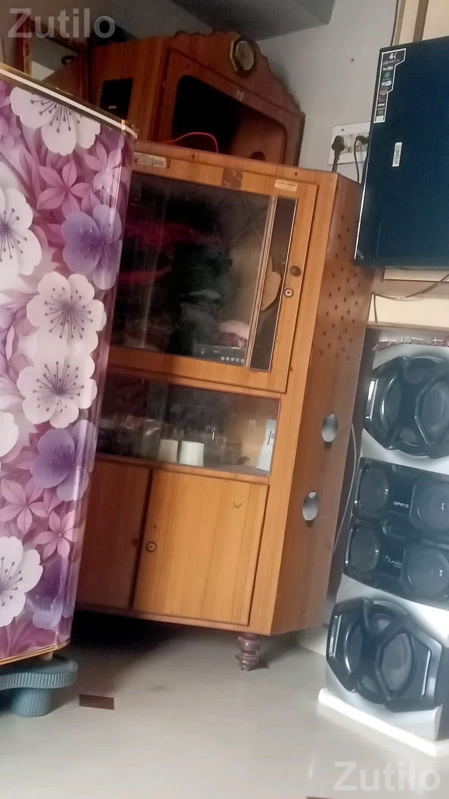 Wooden Storage Cabinet with Glass Shelves - કબાટ અને સ્ટોરેજ - સુરેન્દ્રનગર શહેર - Image 1