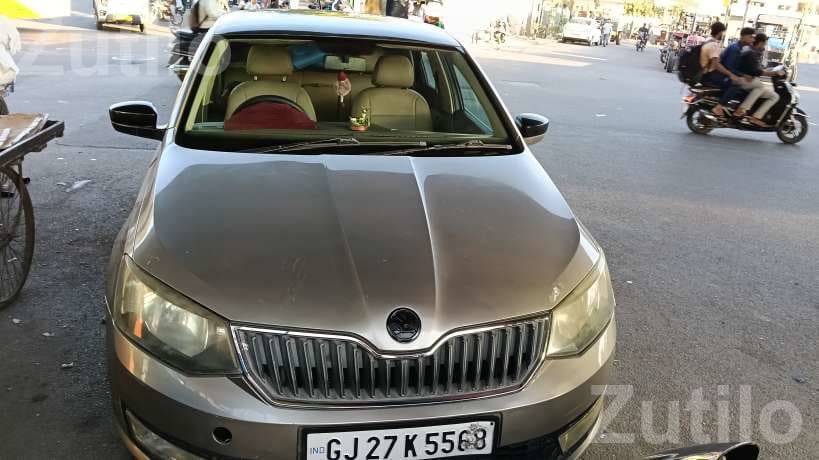 Skoda Rapid 2013 Diesel Car - કાર - સુરત શહેર - Image 3