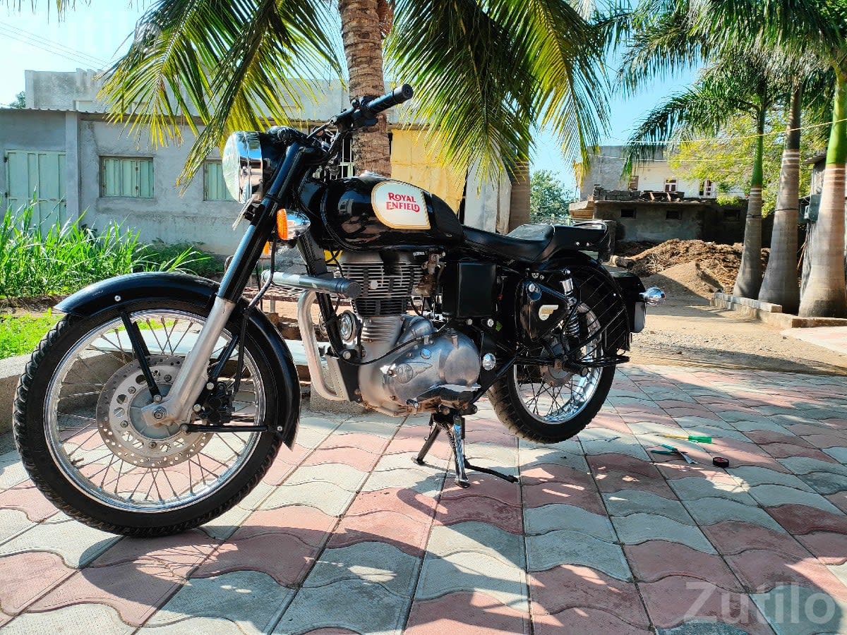 Royal Enfield Classic 350 Black 2018 - બાઇક્સ - જુનાગઢ - Image 1