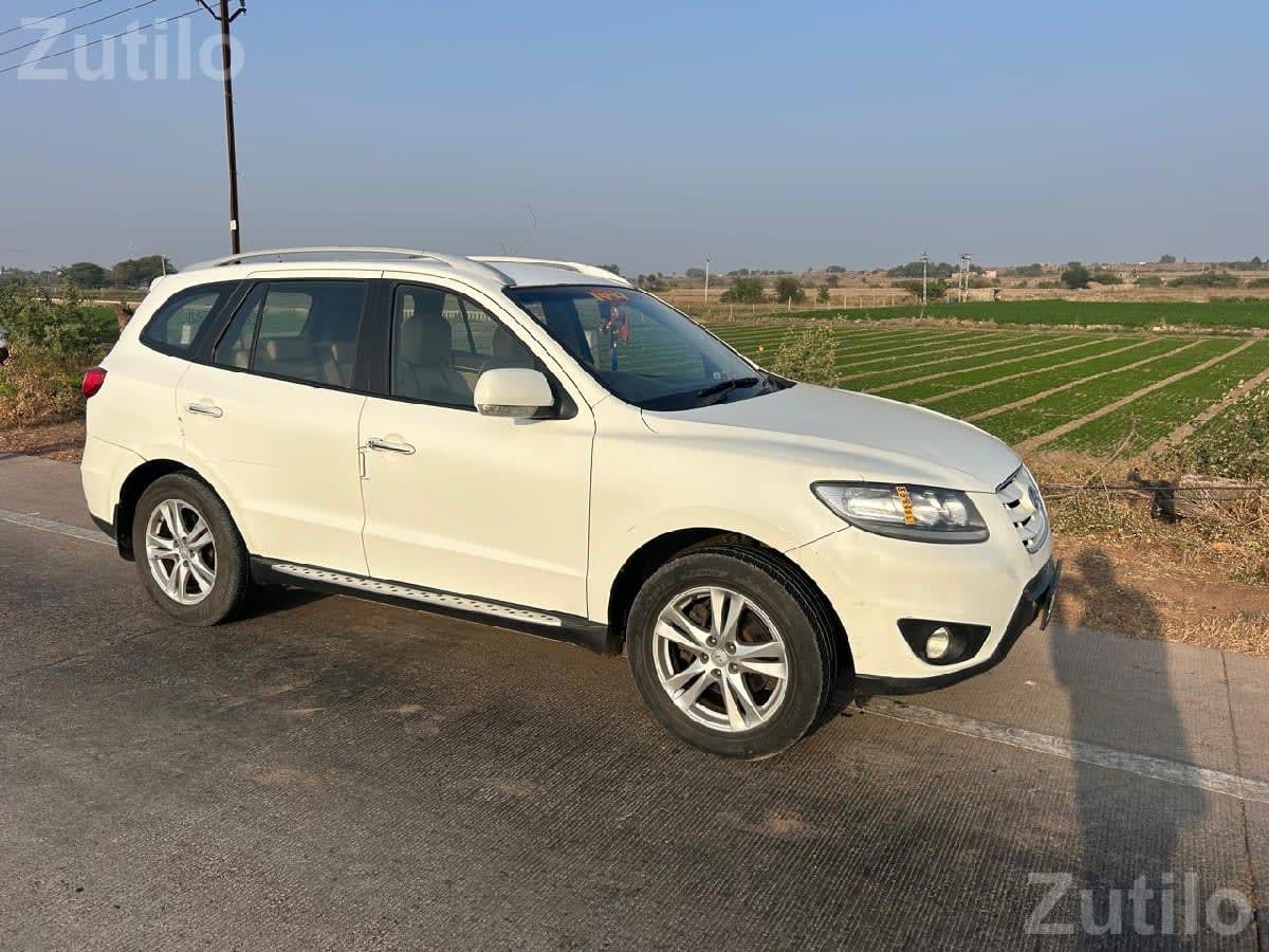 Hyundai Santa Fe 2011 Diesel SUV - કાર - કેશોદ - Image 1