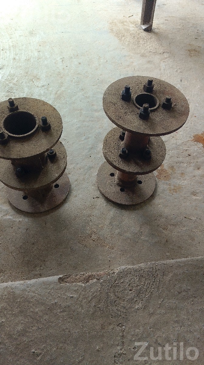 Metal Wheel Hub Pair for Vehicle - ઓટો પાર્ટ્સ - ખંભાળિયા - Image 1