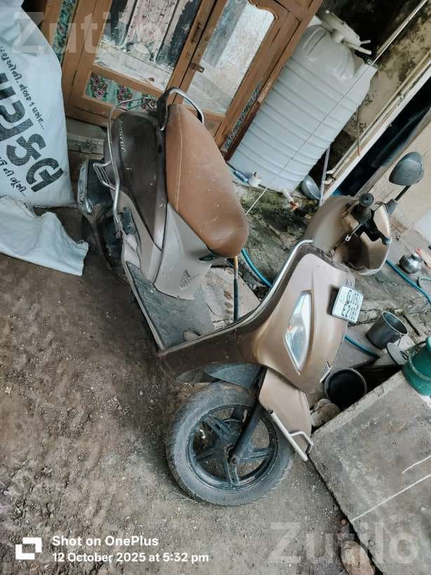 2014 TVS Jupiter Scooter with New Tyres - Bikes - Dhoraji - Image 2