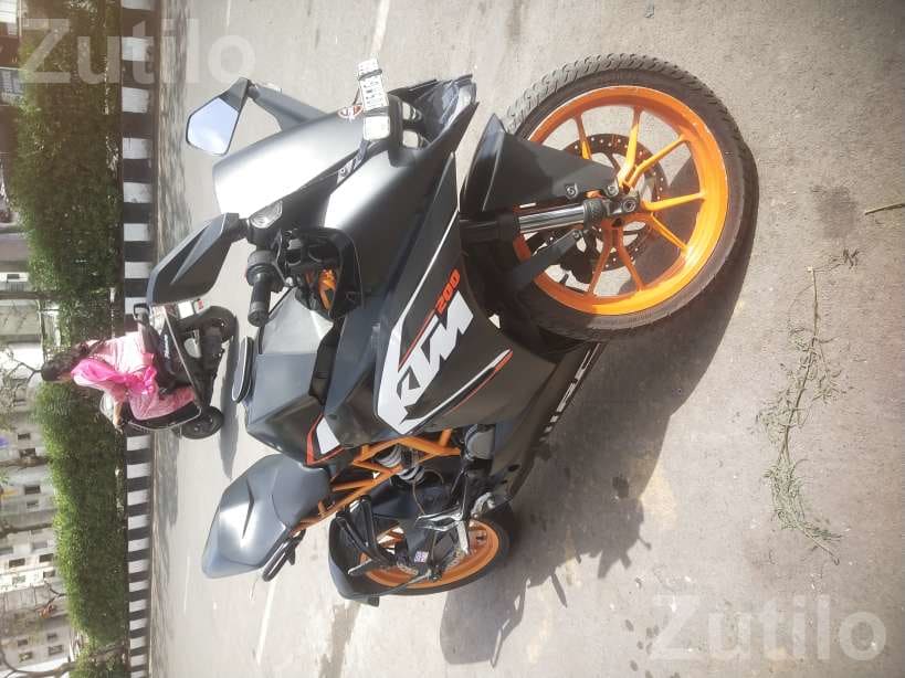 2015 KTM RC 200 Bike Second Owner - Bikes - Surat City - Image 4