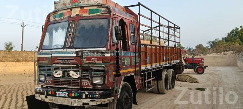 2012 Tata Cargo Truck - Trucks & Lorries - Mangrol - Image 4