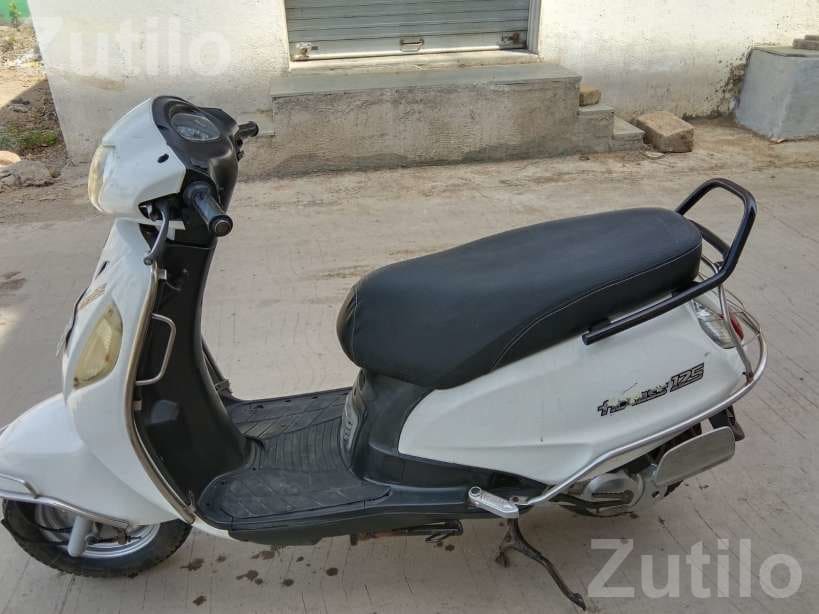 Suzuki Access 125 2012 Scooter - Bikes - Veraval - Image 2