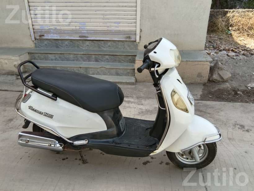 Suzuki Access 125 2012 Scooter - Bikes - Veraval - Image 5