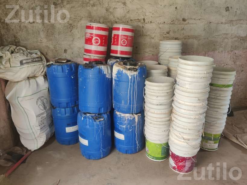 Used 20 Litre Empty Paint Buckets Set - Tools & Hardware - Bhuj - Image 1