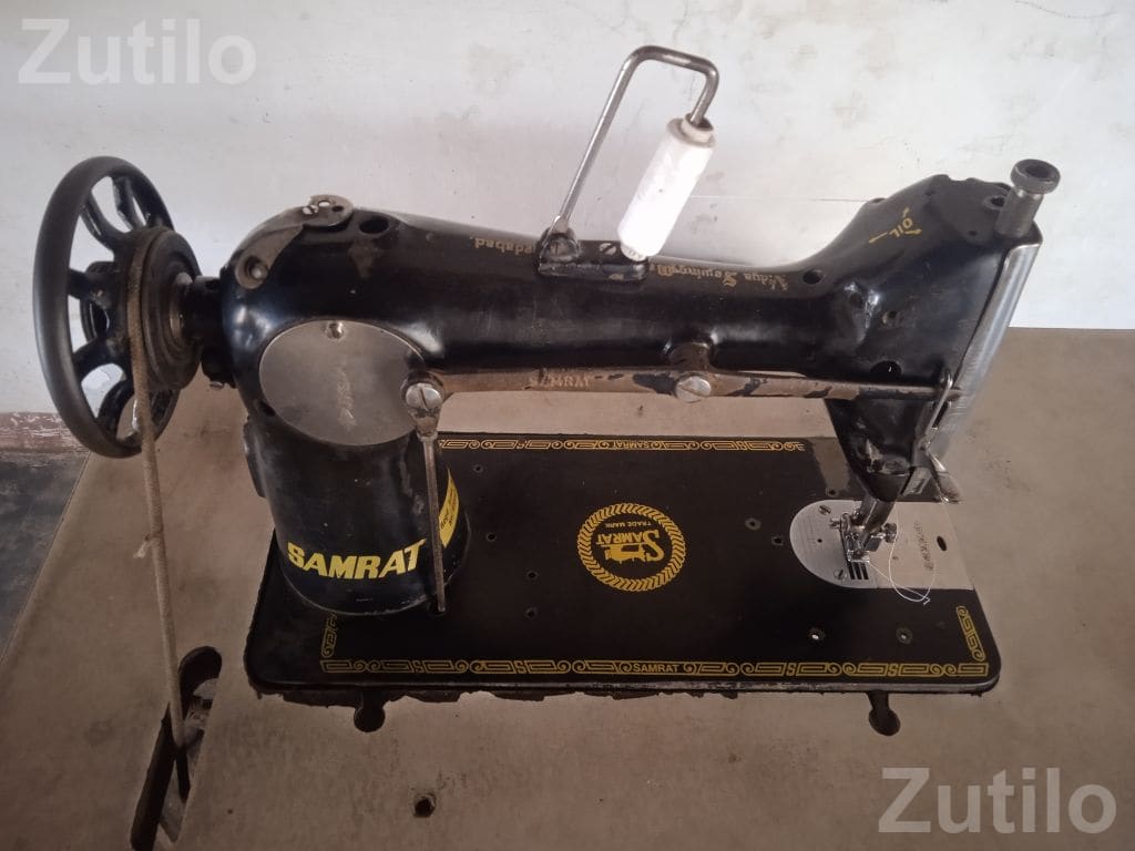 Samrat Manual Sewing Machine - Other Industrial Items - Rapar - Image 3
