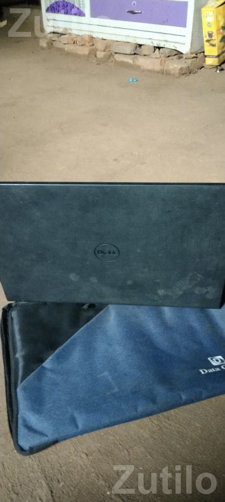 Dell Laptop with 4GB RAM - Laptops & Computers - Chhota Udepur - Image 4