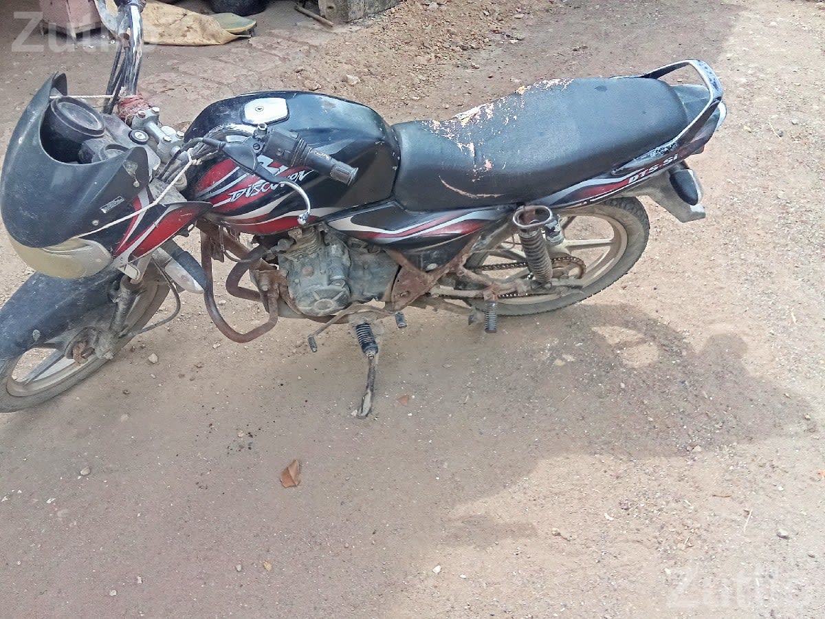 Bajaj Discover 2010 Model Bike - Bikes - Porbandar City - Image 2