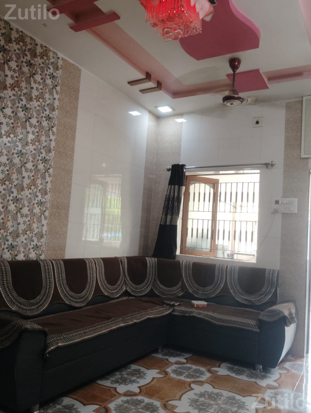 Amar tenament,(corner house) - House for Sale - Daskroi - Image 1