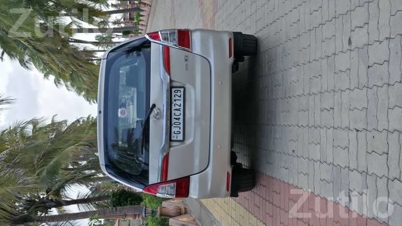 Toyota Innova 2.5 G 2014 Diesel 8 Seater - કાર - જસદણ - Image 4