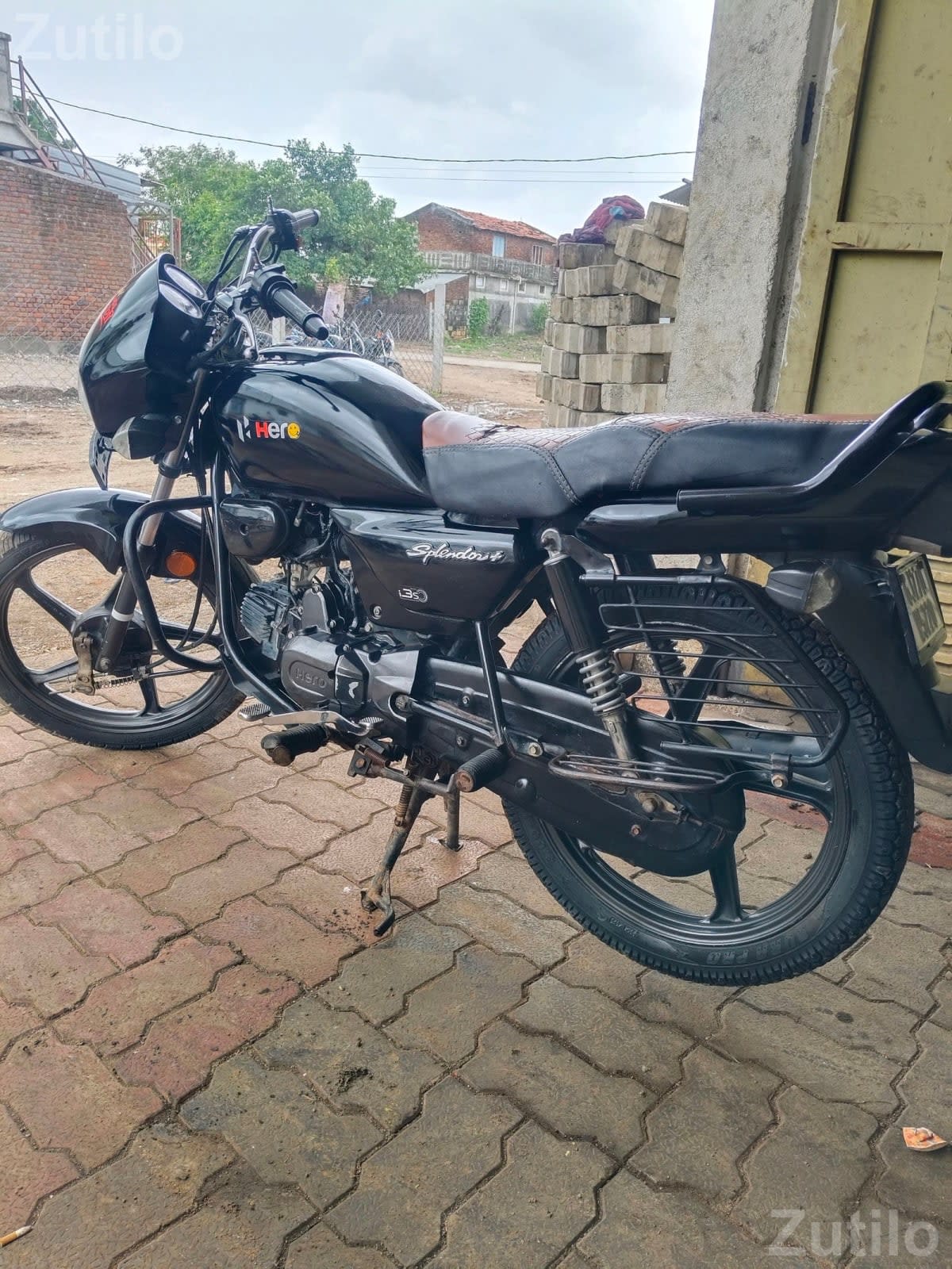 2022 Model Two Owner Used Bike - બાઇક્સ - સાવરકુંડલા - Image 2