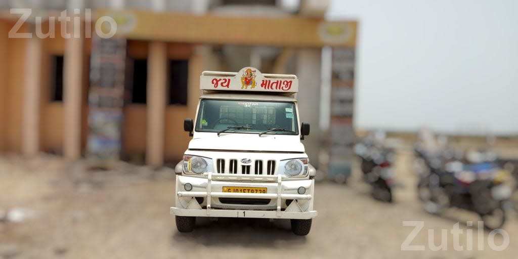 2017 Mahindra Bolero Maxi Truck Diesel - Trucks & Lorries - Ahmedabad City - Image 2