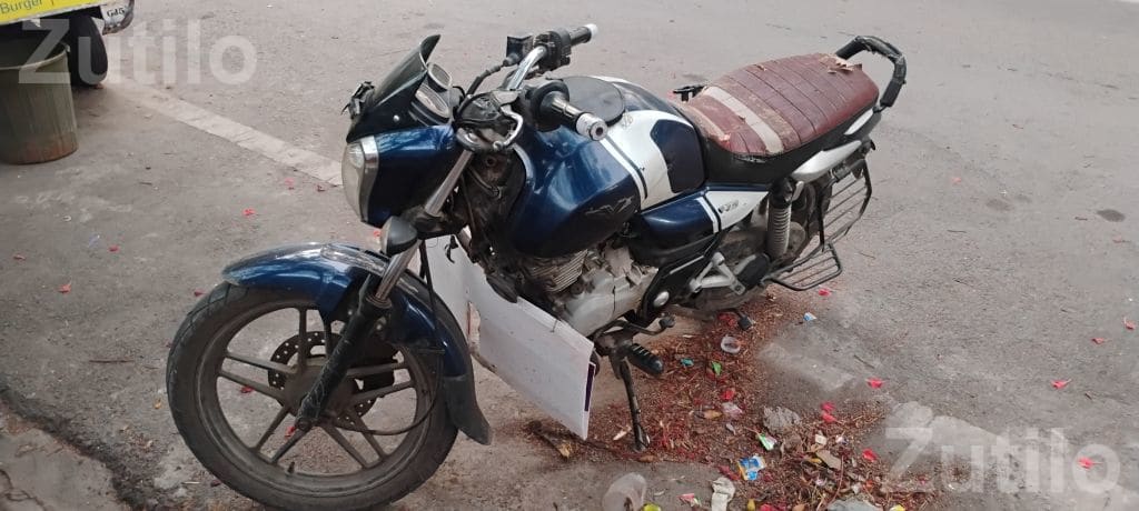 Bajaj V15 2017 Single Owner Bike - બાઇક્સ - સુરત શહેર - Image 2
