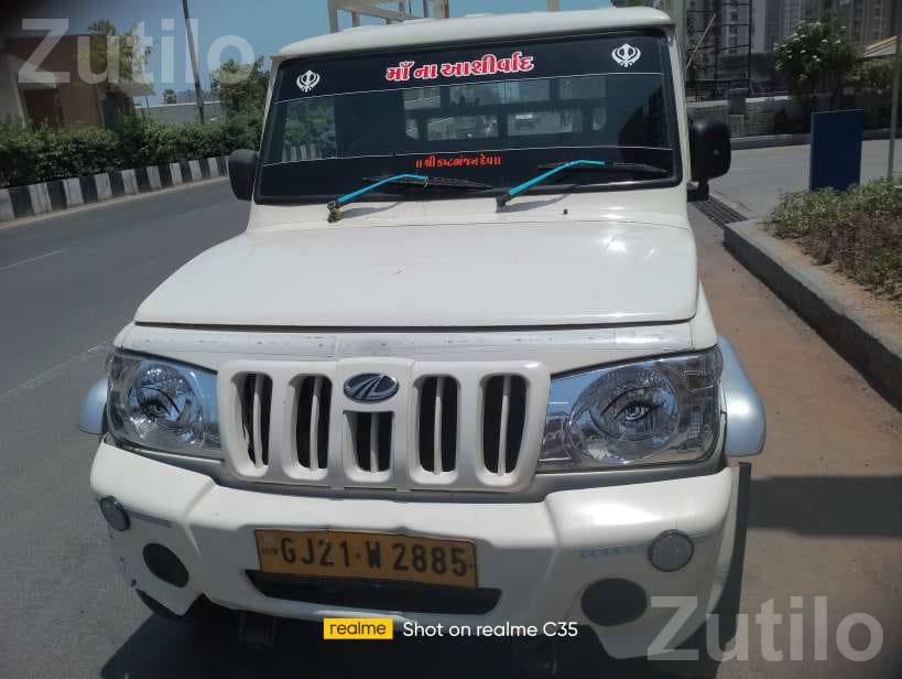 2016 Mahindra Bolero White Utility Vehicle - કાર - સુરત શહેર - Image 1