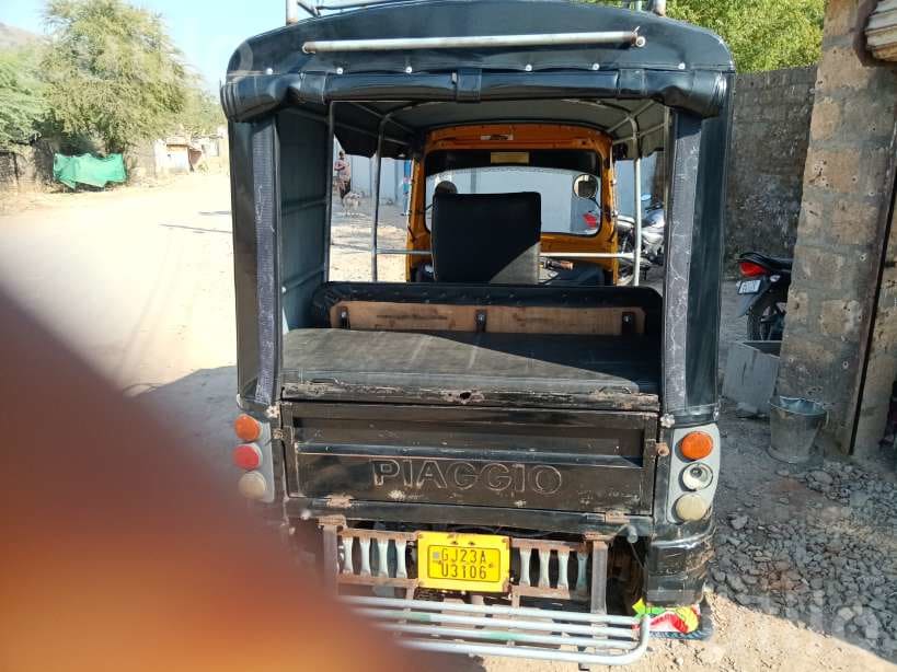 Piaggio Diesel Auto Rickshaw with New Hood - ઓટો રિક્ષા - જુનાગઢ - Image 3