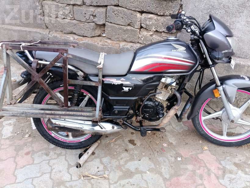 Honda 2020 First Owner Bike - Bikes - Dhokadva - Image 2