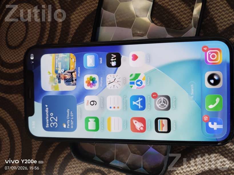 Apple iPhone with 77% Battery Health - Mobile Phones - Savarkundla - Image 3