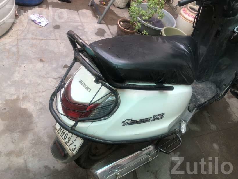 2012 Suzuki Access 125 Scooter with New Battery - Bikes - Surendranagar City - Image 4