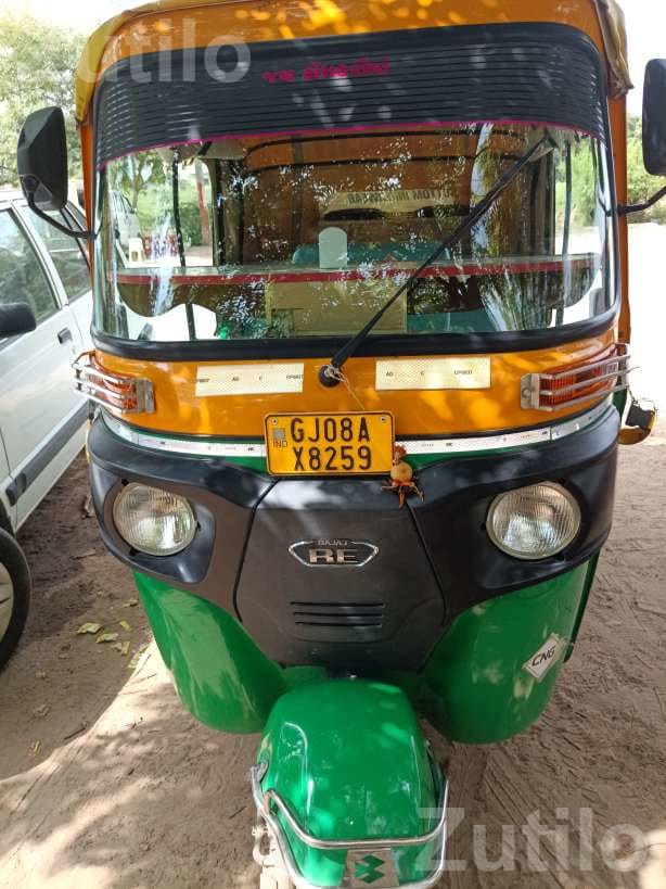 Bajaj RE CNG Auto Rickshaw with Active Loan - ઓટો રિક્ષા - ડીસા - Image 3