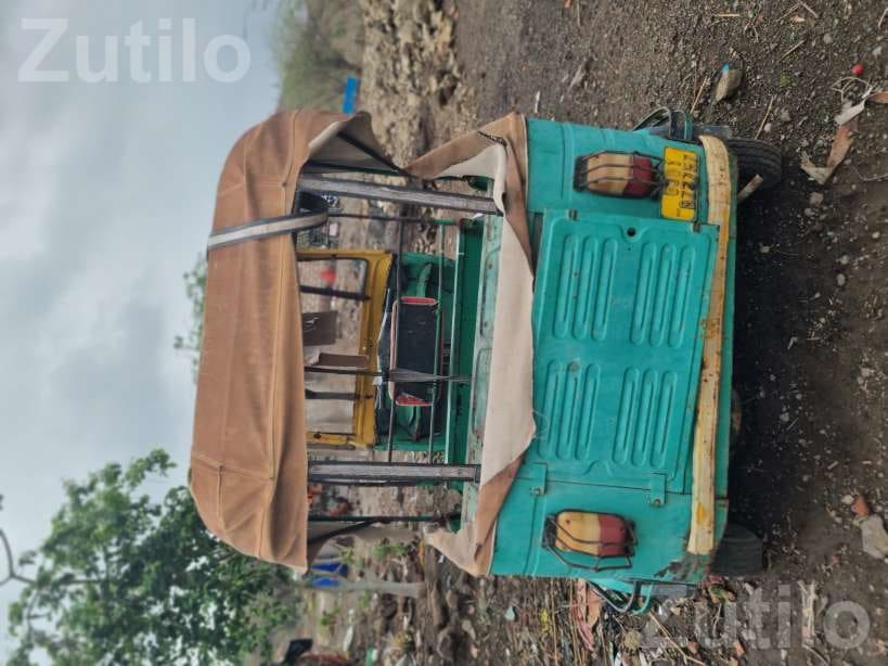 2010 Auto Rickshaw in Non-Running Condition - Auto Rickshaws - Chotila - Image 4