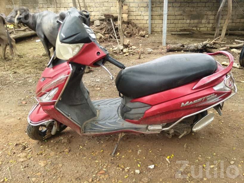 Hero Maestro 2017 Red Scooter - બાઇક્સ - તાળાજા - Image 1
