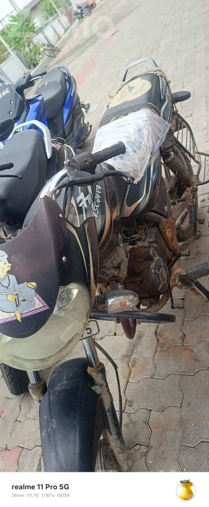 2012 Bajaj Discover Motorcycle with RC Book - Bikes - Lalpur - Image 1