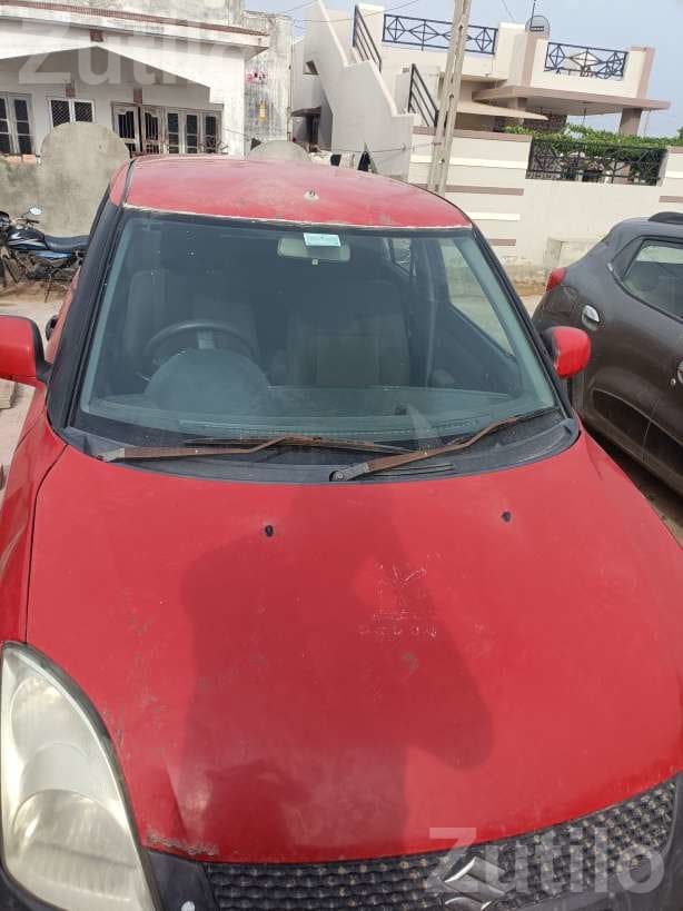 Maruti Suzuki Swift 2006 Red Hatchback - Cars - Anjar - Image 1