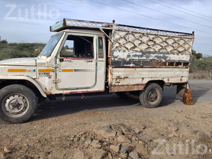 2015 Bolero Maxi Truck Plus Diesel - ટ્રક અને લોરી - નખત્રાણા - Image 2