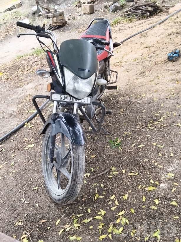 Honda CB Shine 2017 Second Owner Bike - Bikes - Wankaner - Image 3
