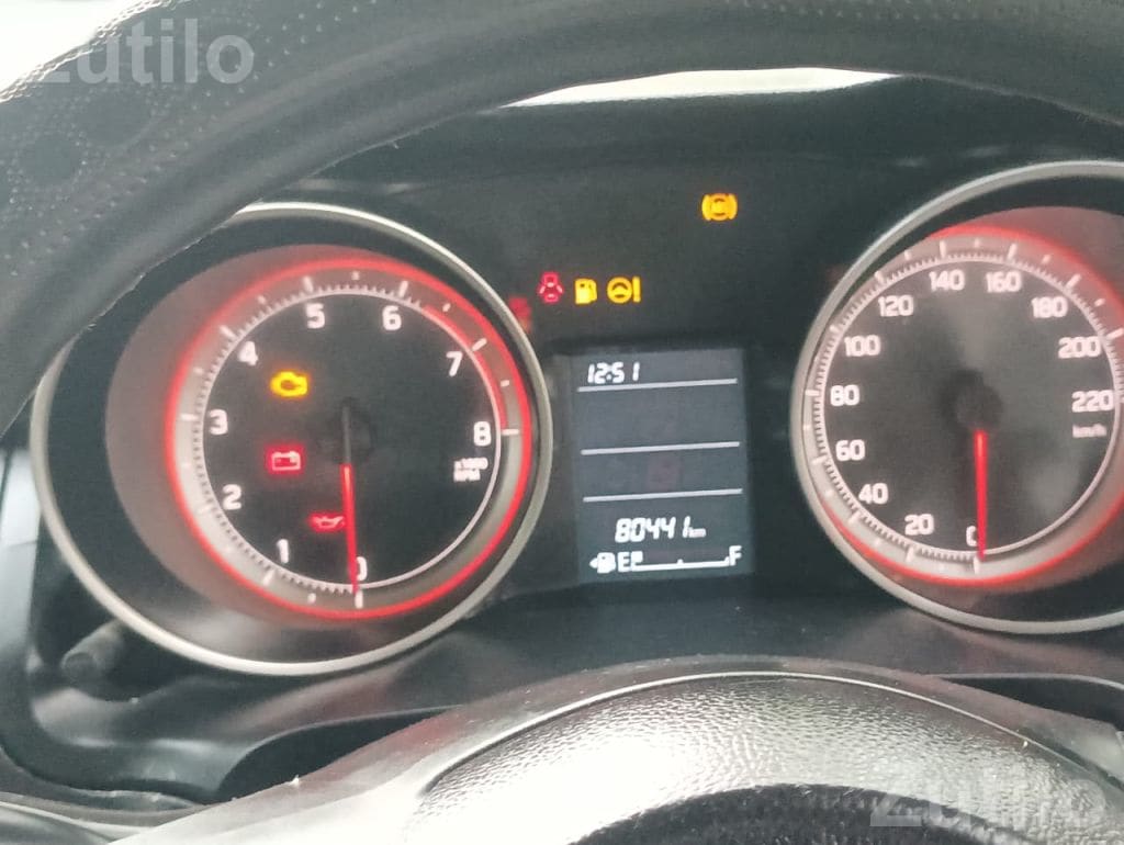 2019 Maruti Suzuki Swift VXi Petrol - કાર - વિજાપુર - Image 2