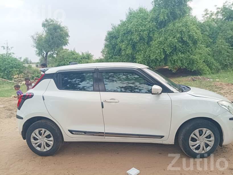 2019 Maruti Suzuki Swift VXi Petrol - કાર - વિજાપુર - Image 4