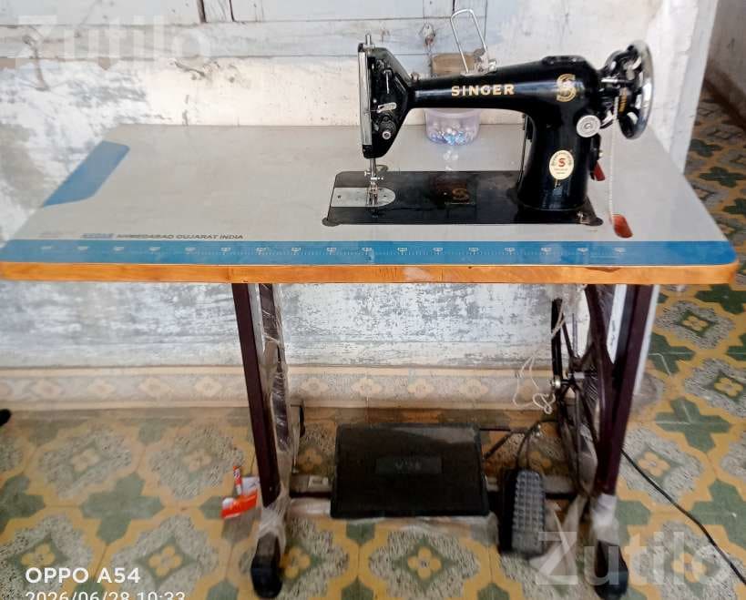 Singer Sewing Machine Used 2 Months with Bill - ટેક્સટાઇલ મશીનરી - ઉંઝા - Image 3
