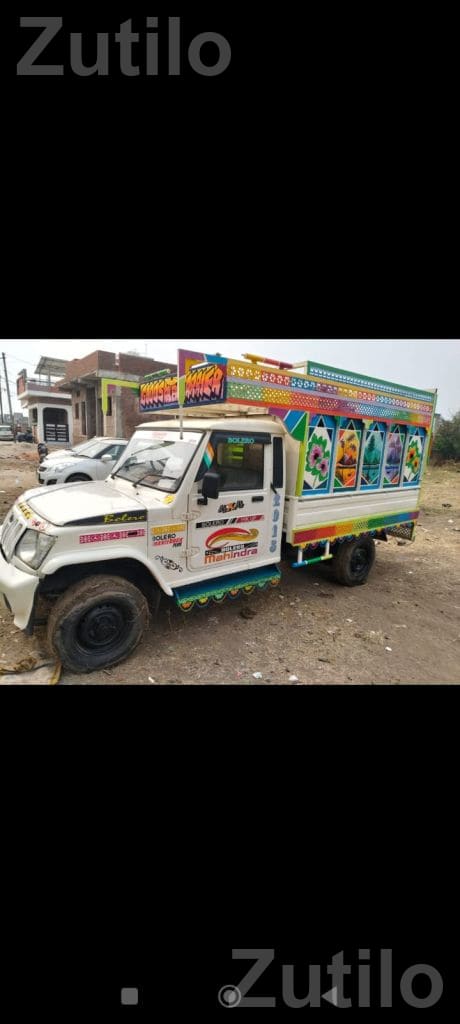 2015 Mahindra Pickup with New Insurance - Trucks & Lorries - Godhra - Image 3